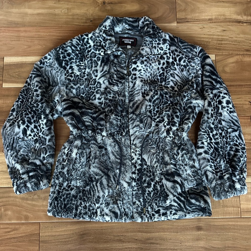 Johnny Was Smoke Leopard Faux Fur Jacket. Size Small - Picture 4 of 8